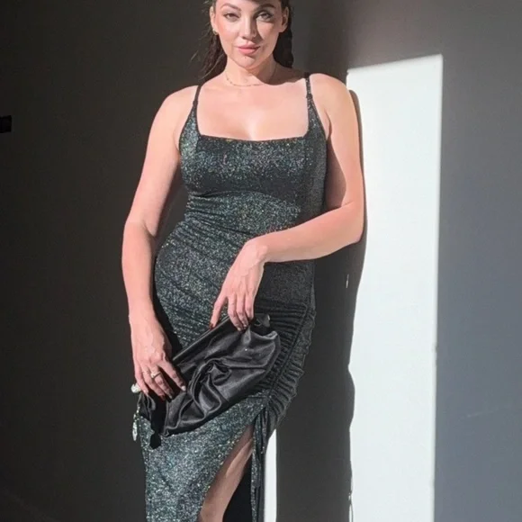 Popilush-Sleeveless Shimmer Ruched Evening Dress - Black - Picture 7 of 7